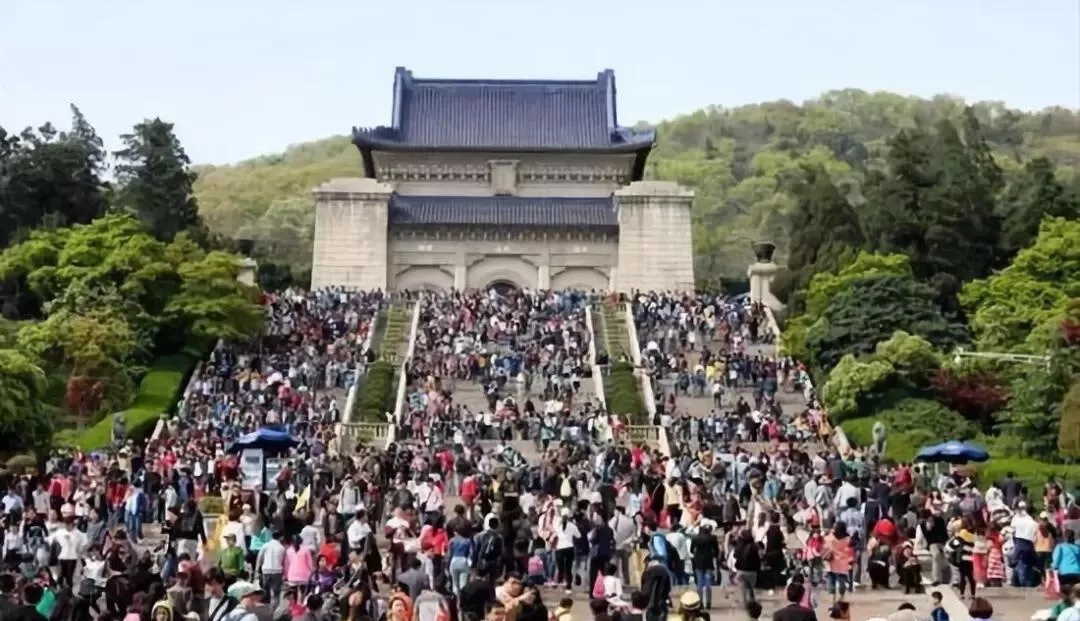 國(guó)慶嗨起來(lái)！你選擇路上還是床上？